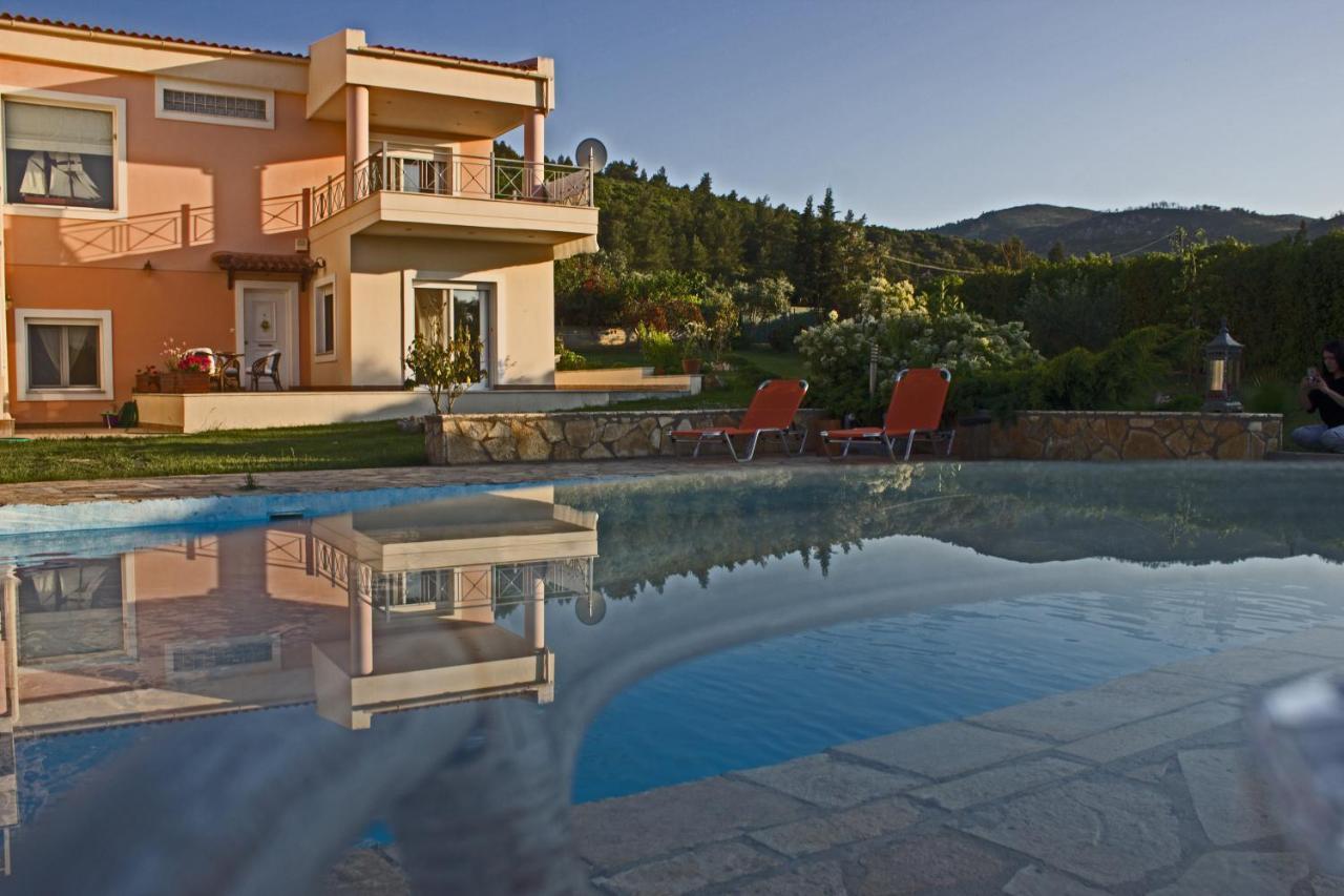 Brina'S Luxury Apartments Agioi Apostoloi  Exteriér fotografie