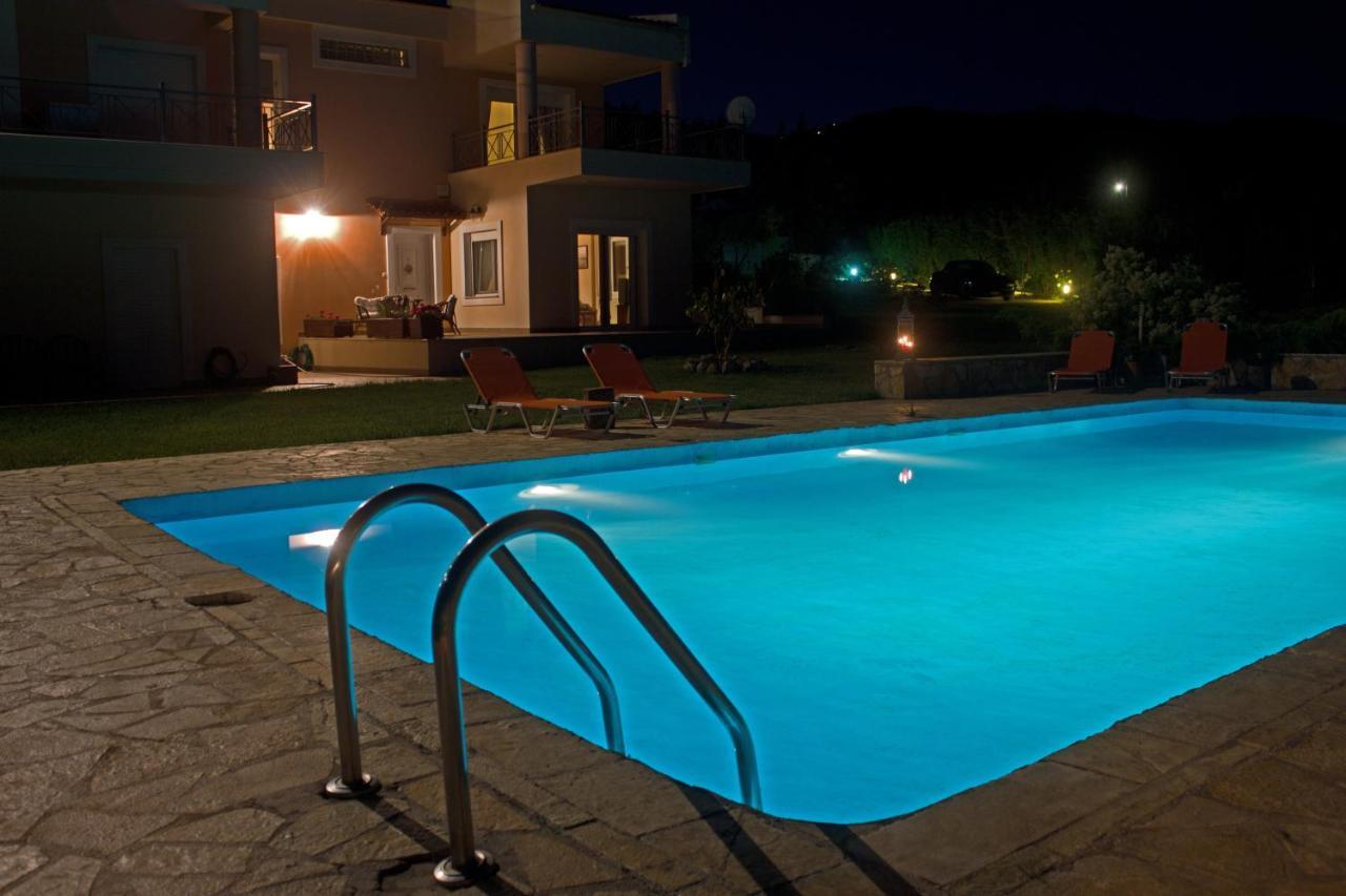 Brina'S Luxury Apartments Agioi Apostoloi  Exteriér fotografie